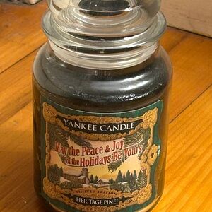 Yankee Candle Heritage Pine Large Jar